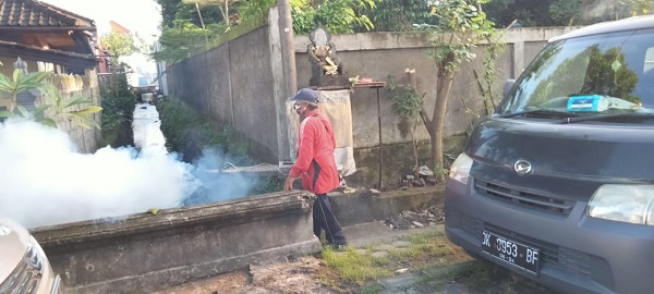Fwd: Cegah Demam Berdarah Desa Dangin Puri Kelod Lakukan Fogging