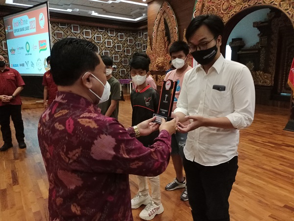 Pelantikan Pengurus E-sport Indonesia Kabupaten Kota se Bali Jadi Momentum Cabor E sport Ke Arah Positif dan Berprestasi
