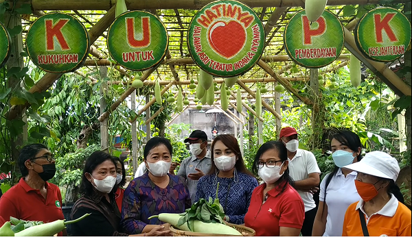 Ny. Antari Jaya Negara Buka Pelatihan Pemanfaatan Pekarangan