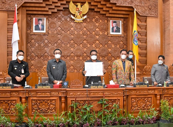 Seluruh Fraksi Setujui Penetapan 3 Ranperda dan 1 Ranperda Inisiatif