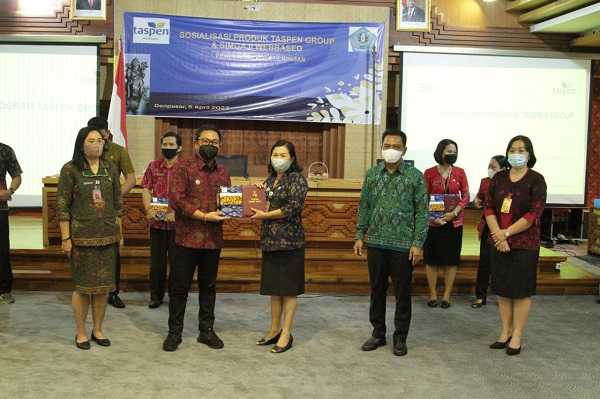 Bersinergi Dengan PT Taspen Wawali Arya Wibawa Buka Sosialisasi Simgaji Berbasis Web dan Program Taspen Bagi ASN Pemkot Denpasar