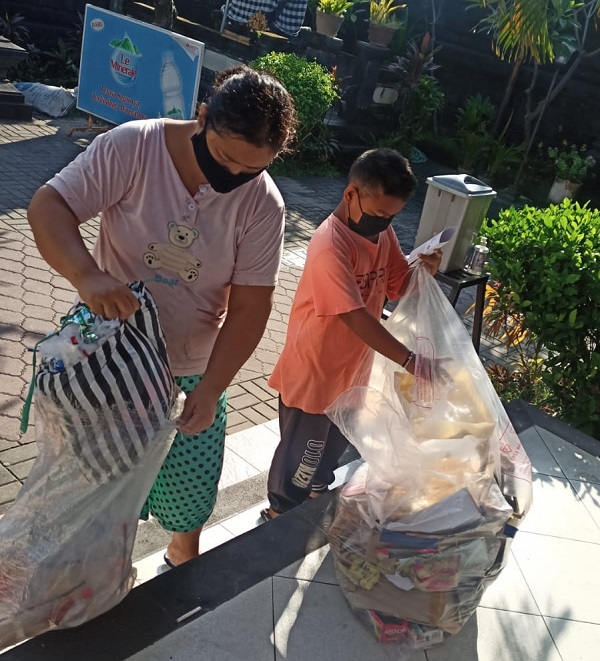 Bank Sampah Dharma Laksana Kelurahan Panjer Layani Penukaran Sampah Setiap Hari Minggu.