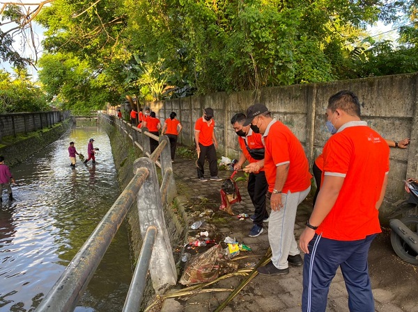 Antisipasi Banjir, Desa Dangin Puri Kelod Rutin Laksanakan Program Prokasih