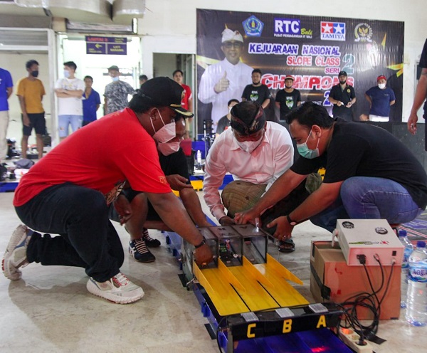 Sekda Alit Wiradana Buka Kejurnas Tamiya Slope Class Seri 2