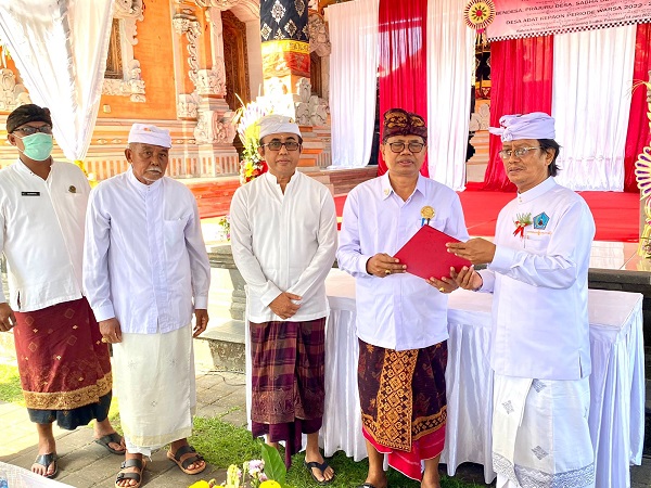 Jaya Negara Hadiri Pengukuhan Bendesa dan Prajaru Adat Kepaon Periode 2022 - 2027