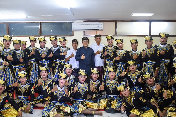Tampilkan Konsep Karesian, Baleganjur Telung Barung Duta Kota Denpasar Pukau Penonton PKB XLIV