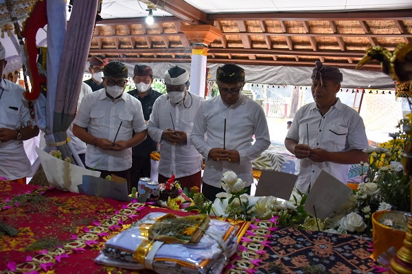 Pemkot Denpasar Sampaikan Dukacita Atas Berpulangnya Seniman Gusti Ngurah Bagus Supartama