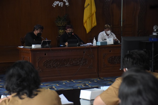 Dari Rakor Pembangunan Kota Denpasar. Jaya Negara Minta Semua OPD Tingkatkan Kinerja.