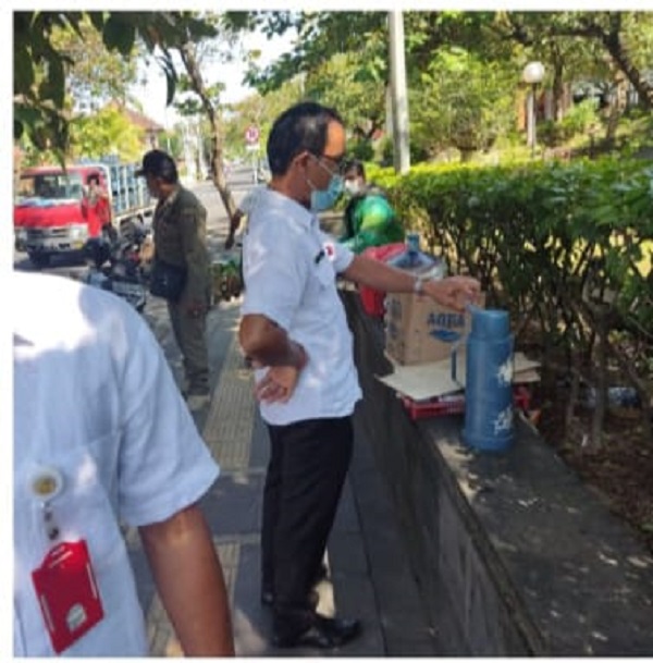 Kecamatan Denpasar Utara Tertibkan PKL di Area Lapangan Lumintang 