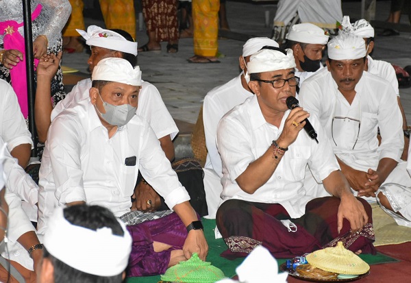 Walikota Jaya Negara Nyaksiang Pementasan Tari Janger dan Legong Banjar Bengkel