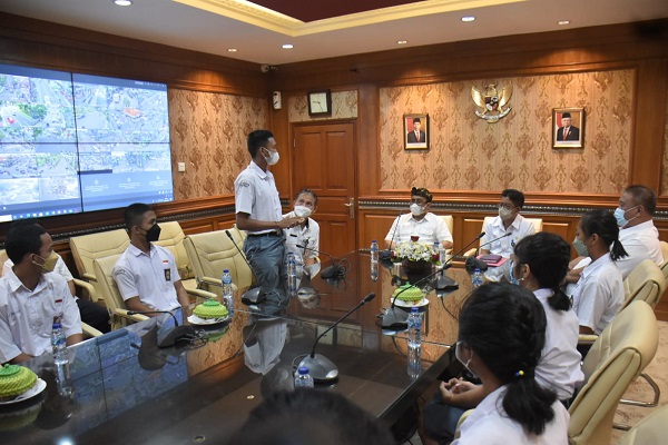 Harapkan Bisa Lolos Tingkat Nasional Wali Kota Jaya Negara Terima Calon Paskibraka Denpasar