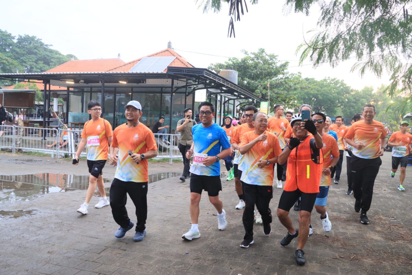 Gambar 2