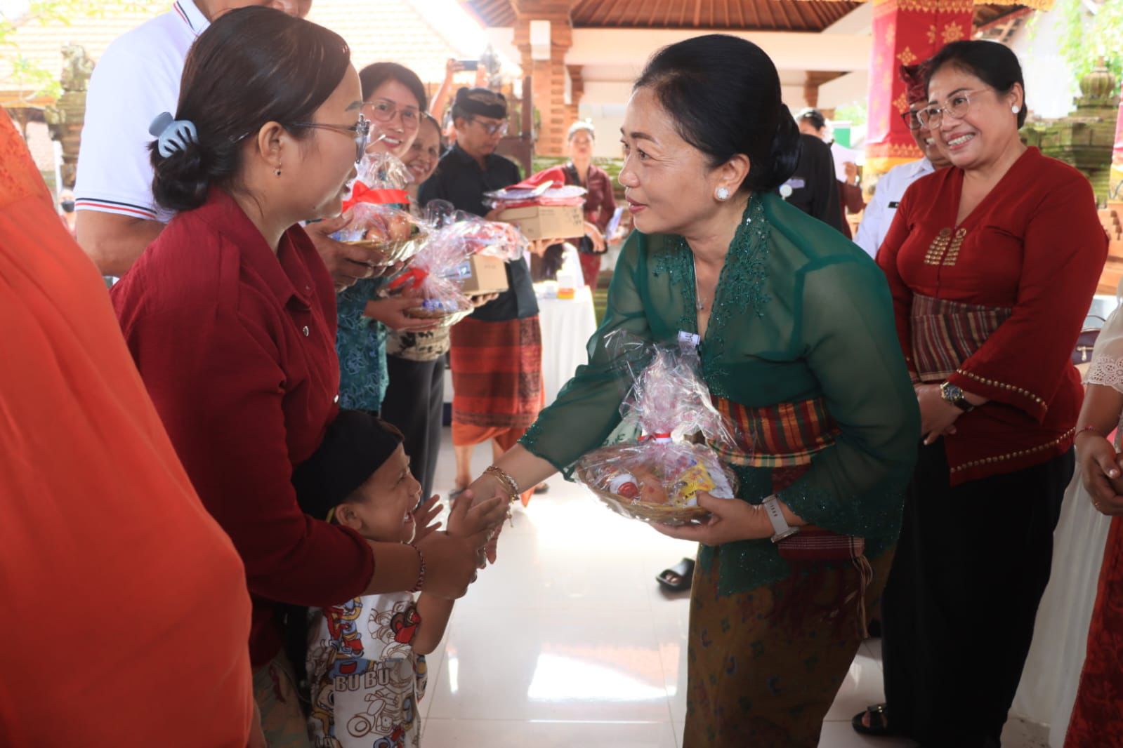 Wujudkan Kesehatan Keluarga Sejak Dini TP PKK Denpasar Buka Posyandu Paripurna dan Posyandu 6 SPM di Denpasar Timur