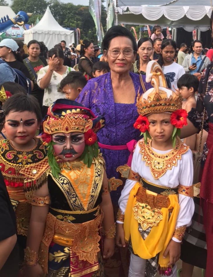 A.A. Istri Rai Setyawati, Seniman Tangguh yang Menjaga Nyala Tari dari Generasi ke Generasi