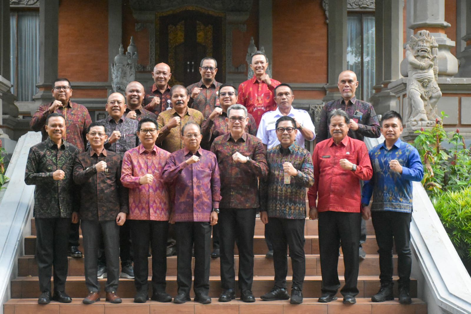 Wawali Arya Wibawa Hadiri RUPS PT. Jamkrida Bali Mandara. 