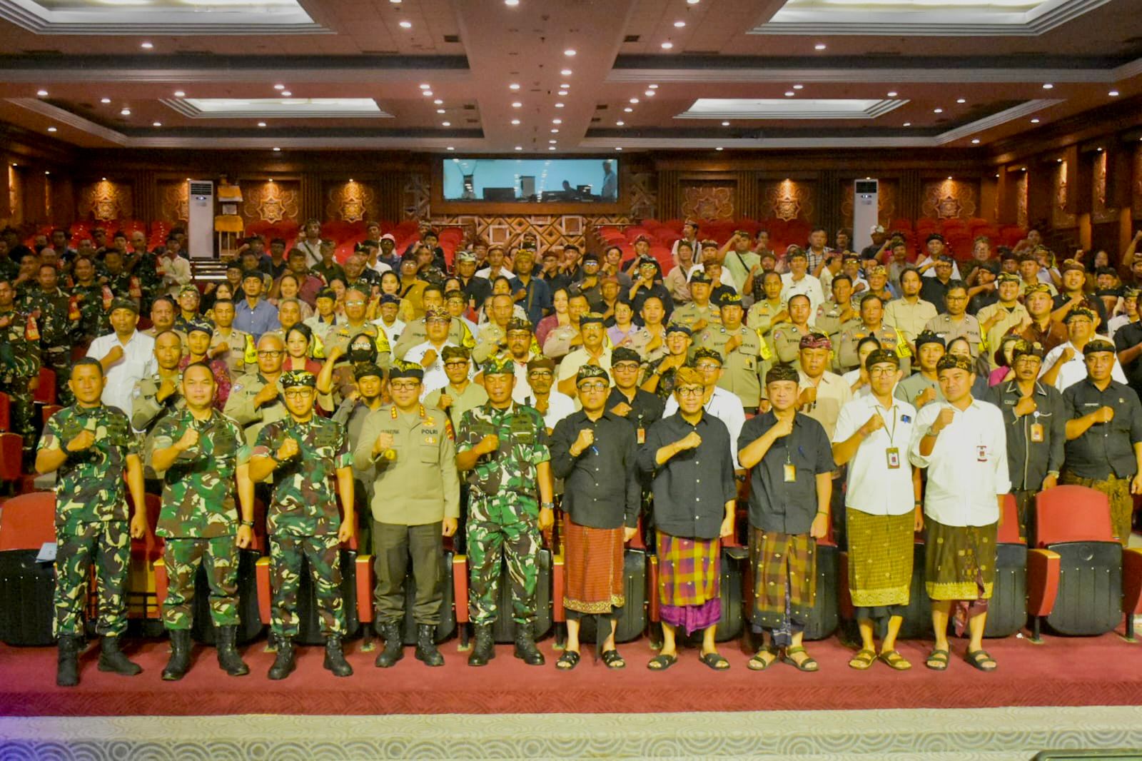Pemkot Denpasar Bangun Sinergitas Bersama TNI-Polri, Dukung Percepatan Penanganan Sampah Berbasis Sumber. 