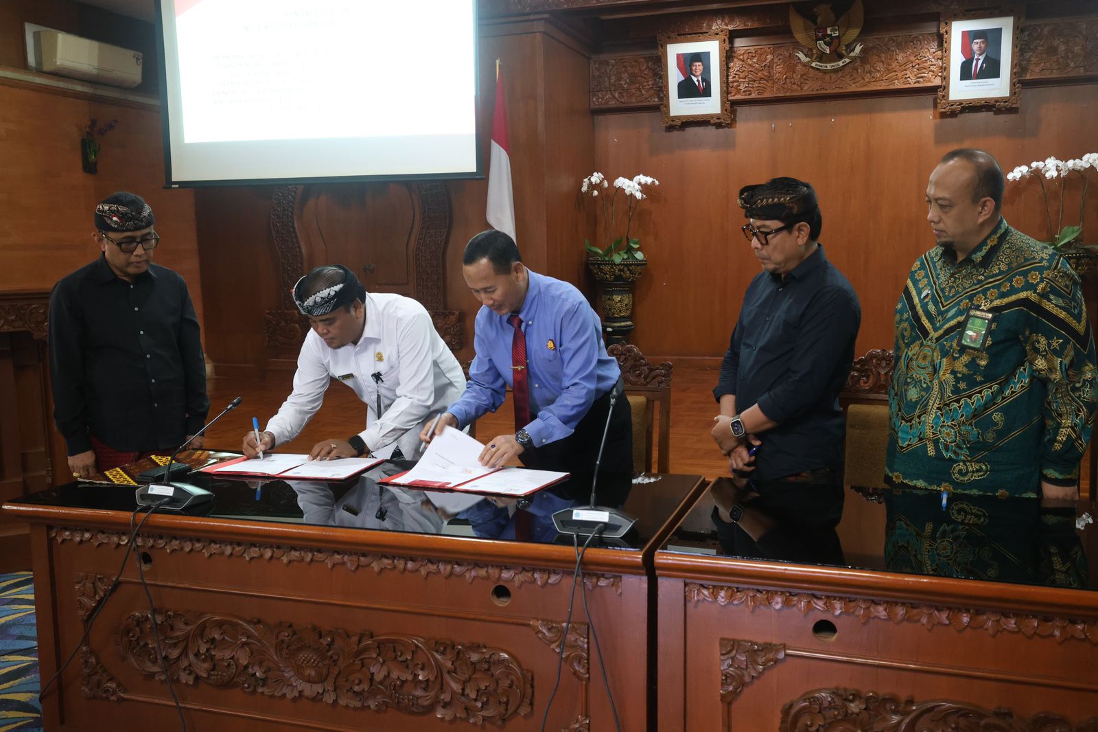 Pemkot Denpasar Teken Nota Kesepakatan dengan Kejari dan PN Denpasar di Bidang Perdata dan TUN   Dukung Pemerintahan yang Efektif dan Akuntabel