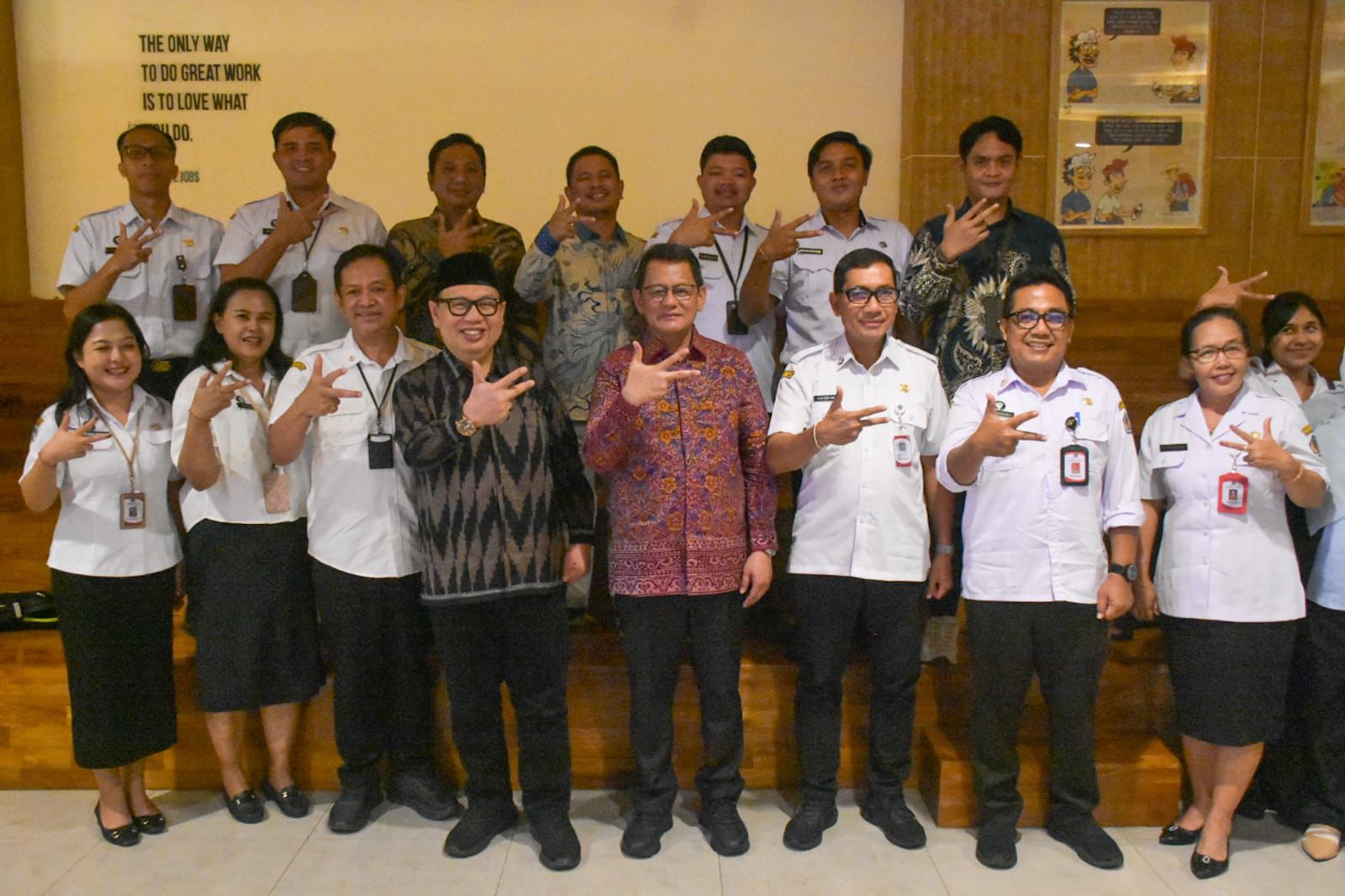 Sukses Raih Penghargaan Top 45 Inovasi Pelayanan Publik, RPKD Ditinjau  Deputi Kemenpan RB Sebagai Praktik Baik Radio Inklusi. -  https://www.denpasarkota.go.id