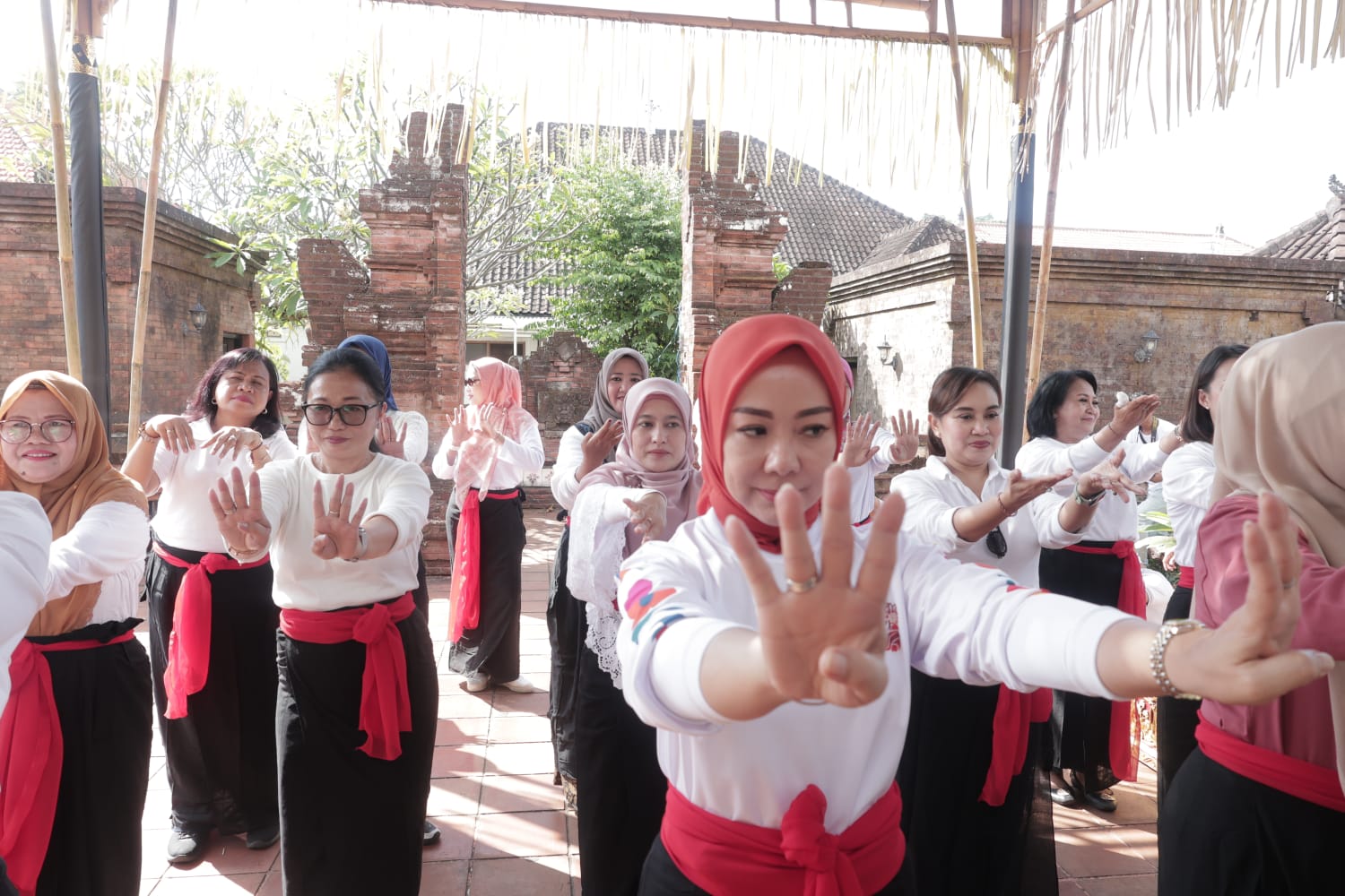 Gambar 2