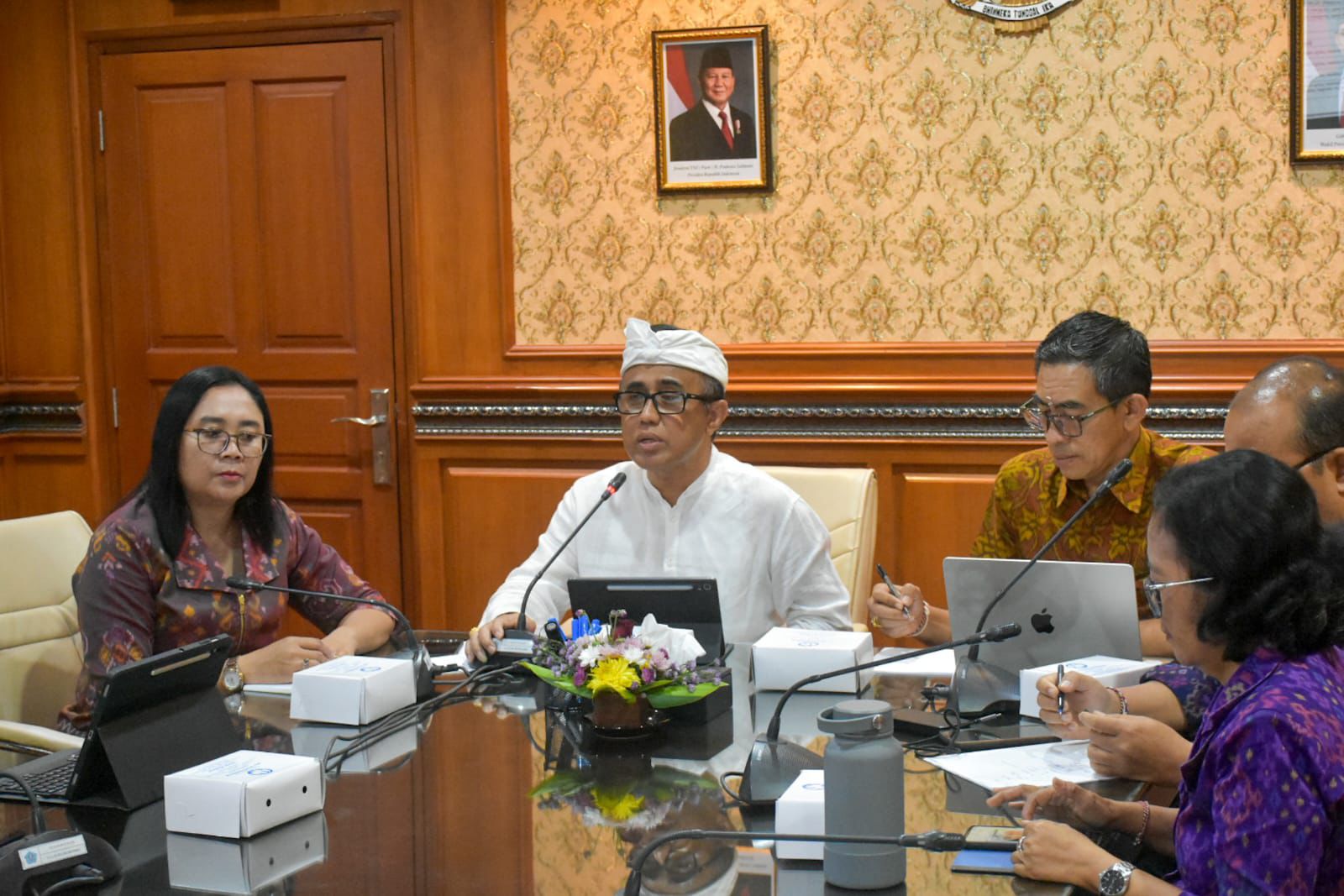 Ikuti Presentasi Validasi IPKD, Jaya Negara Pastikan Pengelolaan Keuangan Berorientasi Kesejahteraan Masyarakat.